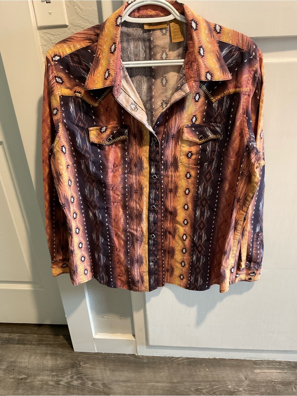 Wrangler Sunset-Tone Printed Button-Down Shirt